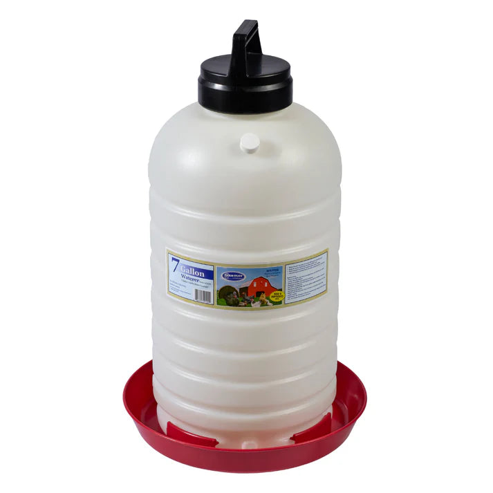 7 GALLON POLY WATERER