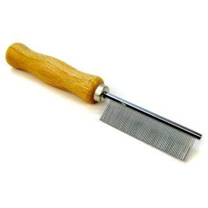 FLEA COMB W/ WOODEN HANDLE