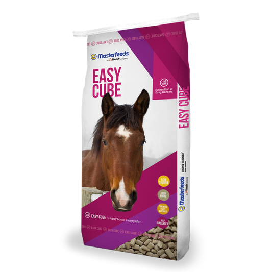 EASY CUBE HORSE FEED