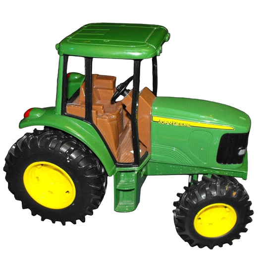 TRACTOR TOY PLASTIC/ RUBBER